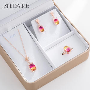 Lujoso collar de cobre chapado en oro para mujer, conjunto de anillos, colorido diamante circón, moda para regalos de navidad - Product Image 1