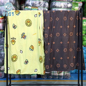 Vente en gros de draps et housses de couette d'occasion mélangés, linge de lit usagé, vente en vrac, prix d'usine, MOQ 100KG - Product Image 4