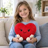 Peluche en forme de cœur rouge avec mains et pieds crème, souriant, cadeau personnalisé pour la Saint-Valentin, coussin anti-stress, taille personnalisable