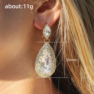 Orecchini a goccia a forma di pera di grandi dimensioni per donna, eleganti gioielli con pietre scintillanti. - Product Image 4