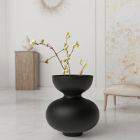Vase à fleurs en céramique noire Art déco moderne avec glaçure opaque pour la décoration de table à la maison et au bureau