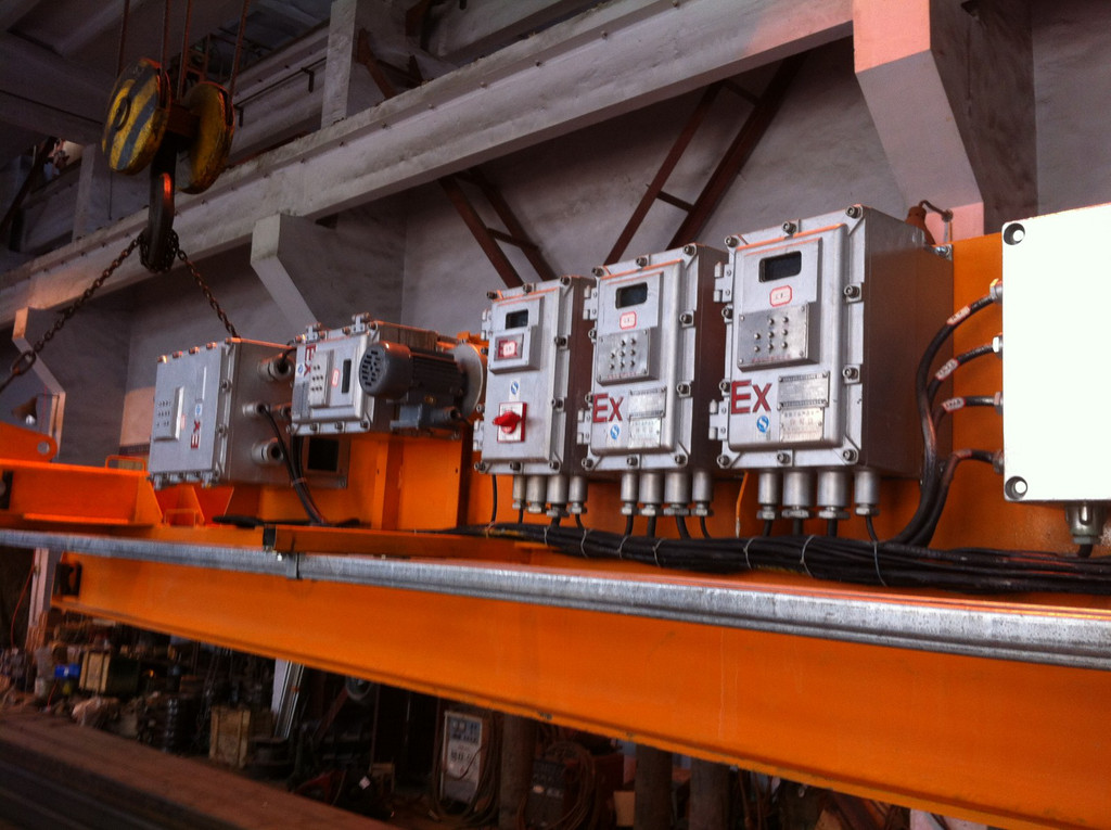 Electric Double Girder Overhead Crane 50 / 10T A4 QB Type 31.5m Span