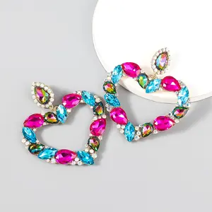 Super Flashing Claw Chain Series Alloy Rhinestone Glass Diamond Love Heart Female Exaggerated Personality Earrings