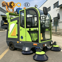 Balayeuse électrique routière avec cabine, bac à poussière de 180 L, système de nettoyage haute pression, directement de l'usine