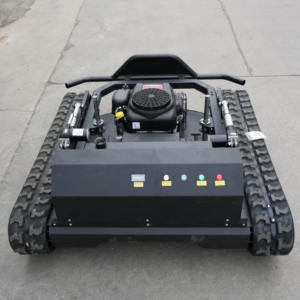 Machine tout-terrain polyvalente : Tondeuse à chenilles télécommandée pour la tonte, le ramassage et l'élimination des débris - Product Image 2