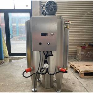 Cuve industrielle en acier inoxydable à double enveloppe de 150 à 2000 litres pour la fusion et le repos du chocolat, avec contrôle de température constant - Product Image 1