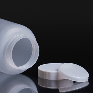 Botella de Reactivo de Plástico O'Kayme de 500 ml, Botella de Laboratorio de PE Cilíndrica de Boca Ancha - Product Image 1