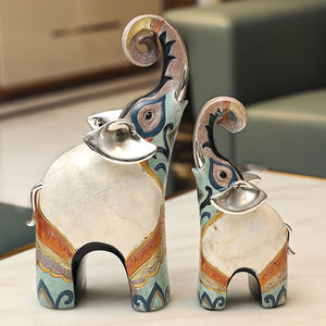 Escultura de resina de caméu de canto nórdico para armário de vinho, escultura de luxo de alta qualidade para sala de estar de hotel - Product Image 6