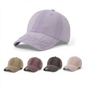 หมวกเบสบอลปักลาย PVC แฟชั่นสไตล์เกาหลี ทรงวินเทจ 6 แผง ปรับขนาดได้ ใส่ได้ทุกเพศทุกวัย ใช้ได้ทุกฤดู ดีไซน์เฉพาะตัว - Product Image 1