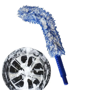 <span class=keywords><strong>Brosse</strong></span> à pneus <span class=keywords><strong>pour</strong></span> <span class=keywords><strong>jantes</strong></span> <span class=keywords><strong>de</strong></span> <span class=keywords><strong>voiture</strong></span> Brosses <span class=keywords><strong>de</strong></span> roue en microfibre à manche court <span class=keywords><strong>pour</strong></span> l'entretien <span class=keywords><strong>de</strong></span> la <span class=keywords><strong>voiture</strong></span> - Product Image 1