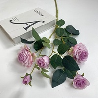 Hochwertige 5-Köpfige Künstliche Seidenrosen Rote Weiße Rosen Blumen für Heimdekoration zu Weihnachten Hochzeit Valentinstag