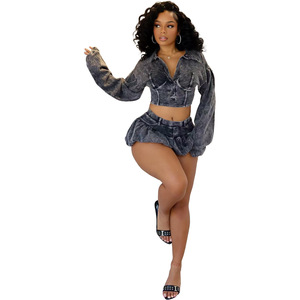 Traje de Falda de Color Degradado para Mujer (con Pantalones de Seguridad) - Product Image 1