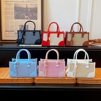 Sac à bandoulière carré en PU contrasté pour femme, avec poignée supérieure, nouveau modèle 2026, personnalisable avec logo OEM, directement de l'usine