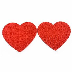 New Eco-Friendly Heart-Shaped Slow Dispensing Dog Lick <b>Mat</b> Made From Silicone - Product Image 4