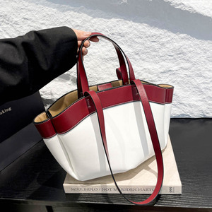 Nuevo bolso de hombro elegante, bolso cruzado de gran capacidad, bolso versátil para uso diario de madre e hija, bolso de compras. - Product Image 6