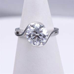 Anillo de Diamantes Messi Jewelry MSR-1438 con Diamante Redondo de 2.7ct Certificado por IGI, Anillo de Oro de 18k para Compromiso, Boda, Clásico, Regalo - Product Image 4