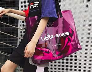 Sac fourre-tout à provisions de conception holographique laser irisé en PVC épais élégant avec poignée en PU Logo personnalisé Style tendance - Product Image 6