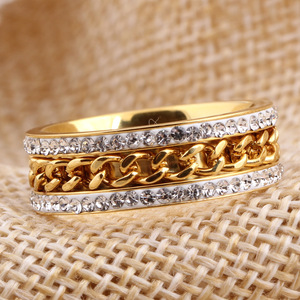 Anillo de Cadena Trenzada Dorada de 7mm con Doble Hilera de Diamantes Engastados, Joyería de Moda Unisex, Regalo - Product Image 3