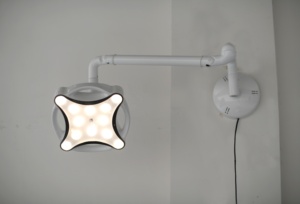 Nouveau modèle JD1700G Lampe Chirurgicale Murale Lampe de Chirurgie Vétérinaire à LED En Stock <span class=keywords><strong>Livraison</strong></span> Rapide - Product Image 4