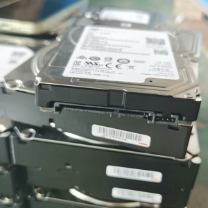 ST1000NX0453 Kapasite 2,5 HDD Sabit Disk - 1TB - Dahili - 6,4 cm SFF (2.5" SFF) - SAS 12Gb/s - NL - 7200 U/dak - Tampon Bellek: 128MB - Product Image 1