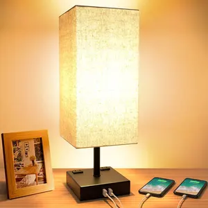 Usb Led Tafellamp Met Touch Sensor Smart Moderne Stof Schaduw Usb-poort Opladen En Outlet Vierkante Metalen Base Tafel naast Lamp