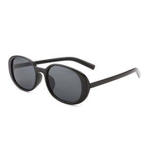 Nuevas Gafas de Sol Ovaladas para Mujer, Montura Blanca, Protección UV400, Tipo 3 Lentes, Material AC, Diseño Moderno para Uso en Exteriores - Product Image 2