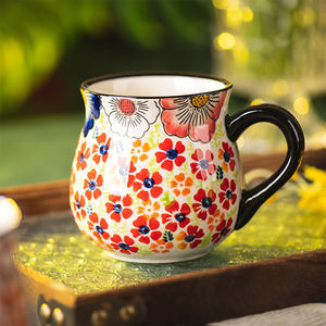 Tasse à café en céramique rétro isolée créative avec poignée, motif floral peint à la main, résistante au micro-ondes, vente chaude - Product Image 3