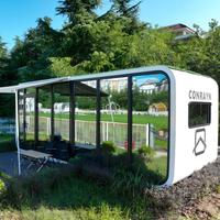 Module d'hébergement mobile en forme de capsule, assemblage rapide, idéal pour les attractions touristiques