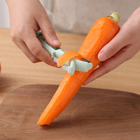 Groothandelsprijs Keuken Groente-En Fruitschiller, Aardappelschiller, Creatieve 2-in-1multifunctionele Dunschiller Voor Het Dorsen Van Maïs