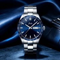 Nouvelle Montre à Quartz pour Homme 42mm, Design Tendance, Boîtier en Acier Inoxydable Étanche, Affichage de la Date et de l'Heure, Mouvement Étanche