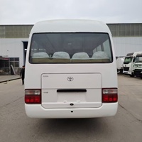 Autobus Toyota Coaster d'occasion 30 places, haute qualité, moteur diesel 4.2L Euro 3, châssis stable, prêt à l'exportation