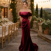 Robe de soirée sirène sur mesure en satin bordeaux, épaules dénudées, manches drapées, longueur ras du sol, vente en gros