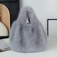 Sac à main de grande capacité avec nouveau sac à fourrure Imitation fourrure de renard plissé imperméable et doublure en polyester sac à main en peluche