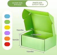 Boîtes d'expédition en papier ondulé biodégradables et recyclables pour vêtements, chaussures, chaussettes, emballages cadeaux, faible MOQ, respectueuses de l'environnement