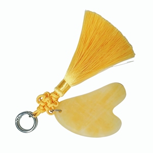 Outils de massage portables, planche de guasha en jade jaune avec porte-clés à pompon jaune pour massage facial - Product Image 3