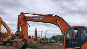 Utilisé Bien Protégé Condition Doosan DX300LCA DX300 LC-9C Pelles hydrauliques sur chenilles DX300 DX300LC avec de faibles heures de travail - Product Image 6