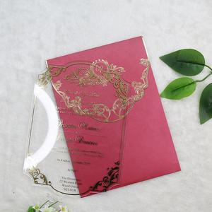 Carte d'invitation en acrylique transparent feuille d'or avec timbre chaud élégant personnalisé avec <span class=keywords><strong>enveloppe</strong></span> de poche en <span class=keywords><strong>dentelle</strong></span> rouge bordeaux - Product Image 3