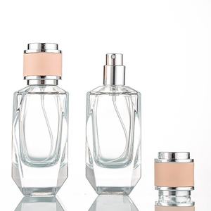 Venta al por mayor de frascos de perfume de 100 ml, botellas de vidrio transparente para perfume, botellas con atomizador, botellas de vidrio con borde cortado, botellas vacías. - Product Image 2