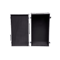 Flight case en aluminium robuste pour Midas M32 - Flight case portable avec mousse personnalisée et quincaillerie métallique