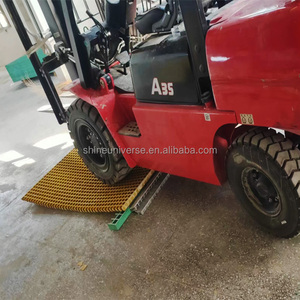 Lustro universo 1220*3660mm pannello in fibra di vetro 38*38mm 50*50mm maglia passerella superficie di quarzo smerigliato antiscivolo <span class=keywords><strong>Frp</strong></span> grata - Product Image 6