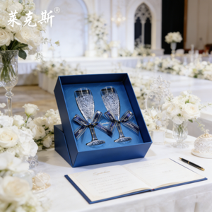 Flûtes à champagne en <span class=keywords><strong>cristal</strong></span> sans plomb <span class=keywords><strong>de</strong></span> style bohème, ensemble cadeau premium <span class=keywords><strong>de</strong></span> 2 pièces, verres <span class=keywords><strong>de</strong></span> mariage gravés faits à la main - Product Image 3