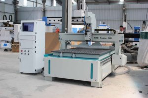 Hoge Precisie 1325 Hout <span class=keywords><strong>Cnc</strong></span> Houtbewerking <span class=keywords><strong>Router</strong></span> Voor Kast Deur Graveren In Meubelfabriek M-SHINE - Product Image 2