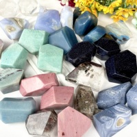 Produits en gros en vrac : Pierres de méditation en cristal de agate mélangée de forme libre pour collection ou décoration intérieure