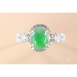 Anillo de Esmeralda natural de diseño clásico Anillo romántico de jadeíta de diamante de oro blanco de 18 quilates - Product Image 2