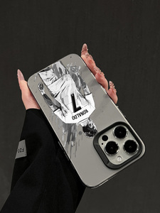 Funda para Teléfono con Diseño Deportivo de Estrella de Fútbol Número 7, Carcasa Mate Plateada Resistente a Impactos para iPhone 17/16/15/14/13/12 Pro Max - Product Image 5