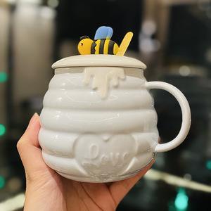 Botu Creative <strong>Bee</strong> Milk <strong>Mug</strong> Cup for Coffee Cups Free Shipping Cute <strong>Mugs</strong> Original Breakfast Cups Ceramics &amp; Pottery Christmas Tea - Product Image 5