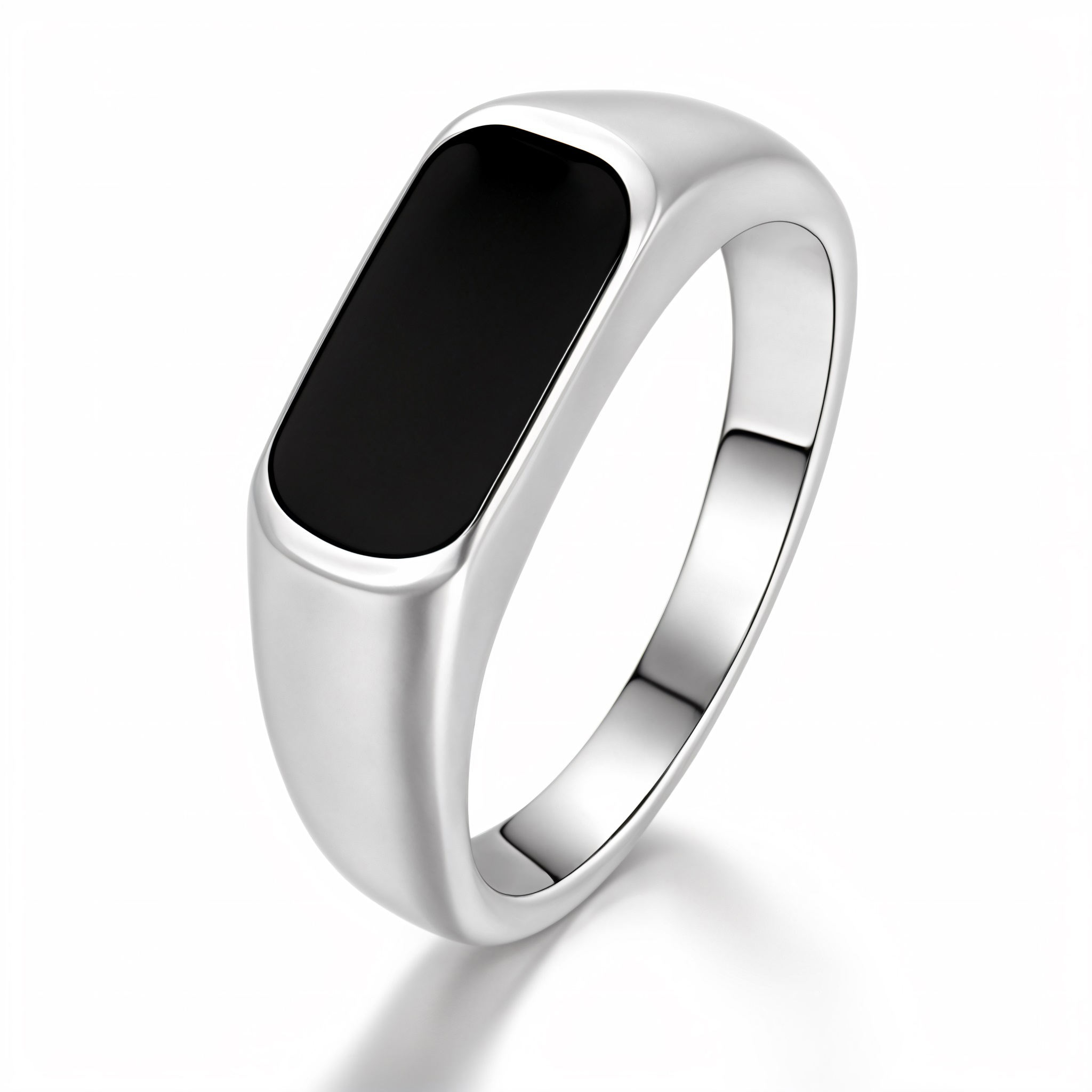 Bague en or blanc 18 carats avec pierres précieuses