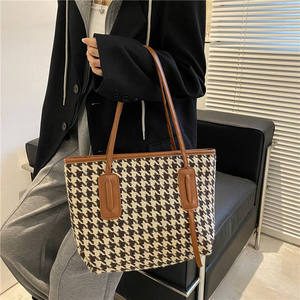 Version coréenne féminine de la <span class=keywords><strong>marée</strong></span> pied-de-poule vérifier sac à bandoulière décontracté mode grand sac <span class=keywords><strong>2022</strong></span> automne et hiver nouveau grand - Product Image 3