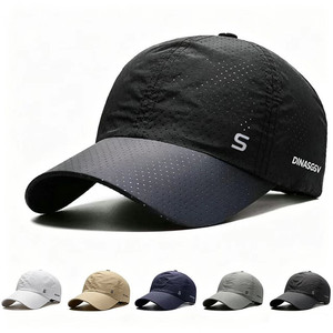 Cappellino da Baseball Perforato ad Asciugatura Rapida, Leggero e Traspirante, con Decorazione Lettera S, Regolabile, Unisex per Corsa e Attività all'Aperto - Product Image 1
