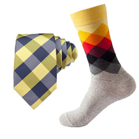 Ensemble Cravate et Chaussettes en Coton à Motif Vague d'Ananas et Carreaux de Dessin Animé pour Hommes, Design Amusant, Bleu, pour Fête, Quotidien, Décontracté, Accessoire de Costume, Cadeau